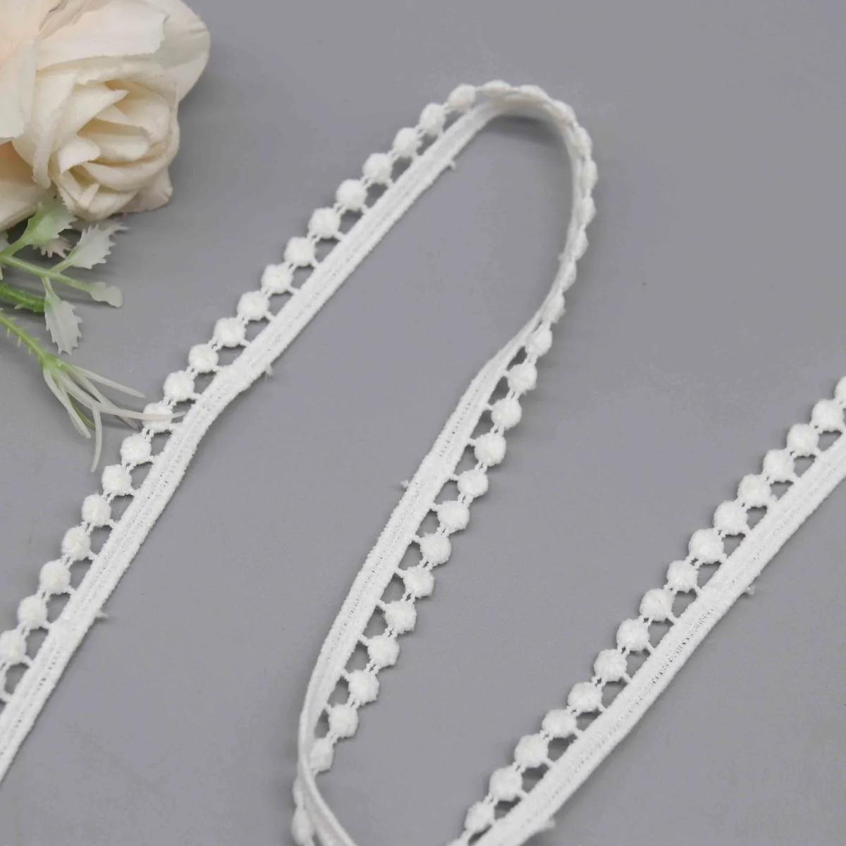 Factory Direct Pompom Trim for Apparel and Home Decor