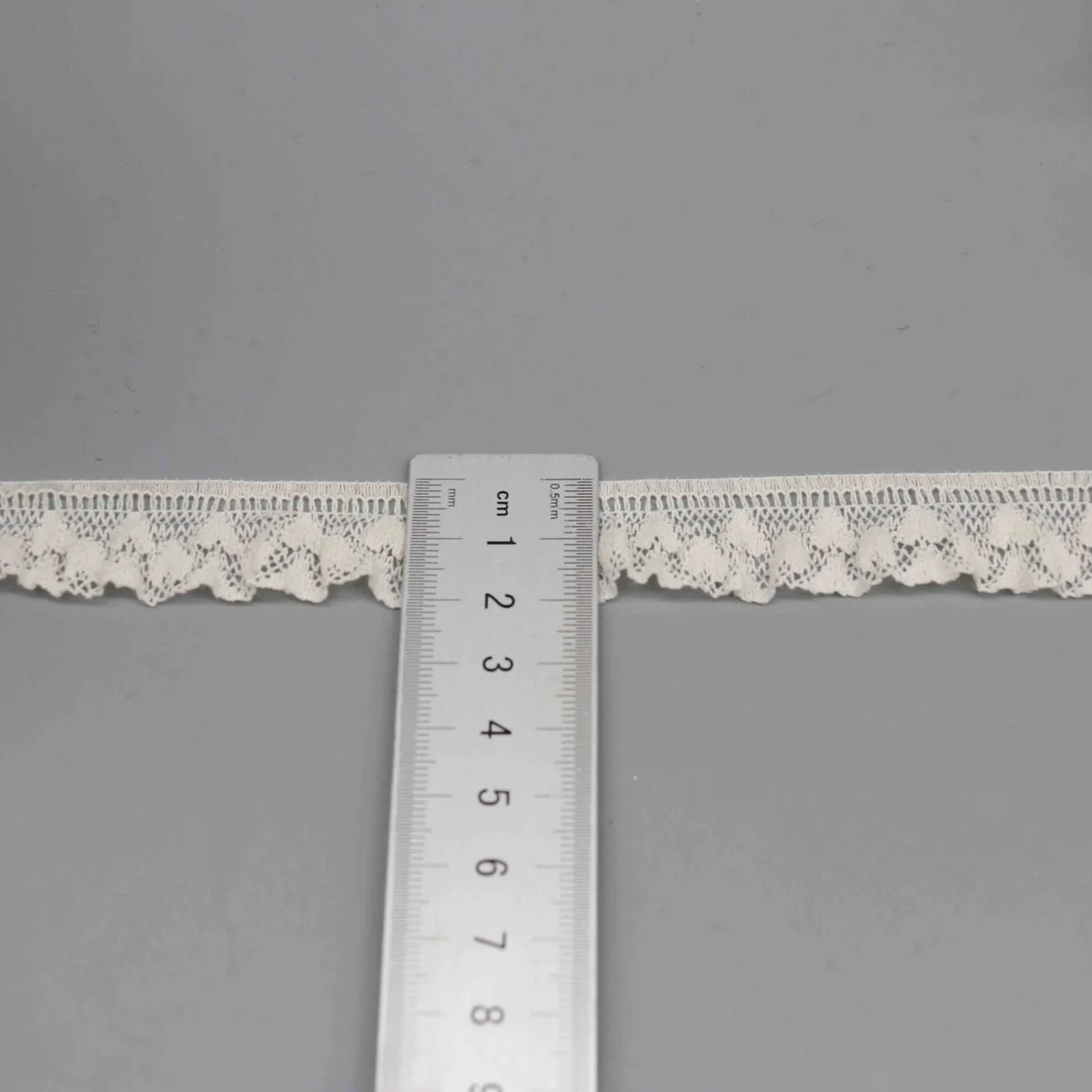 Factory Direct Ruffled Lace Trim for Children's Wear and Crafts