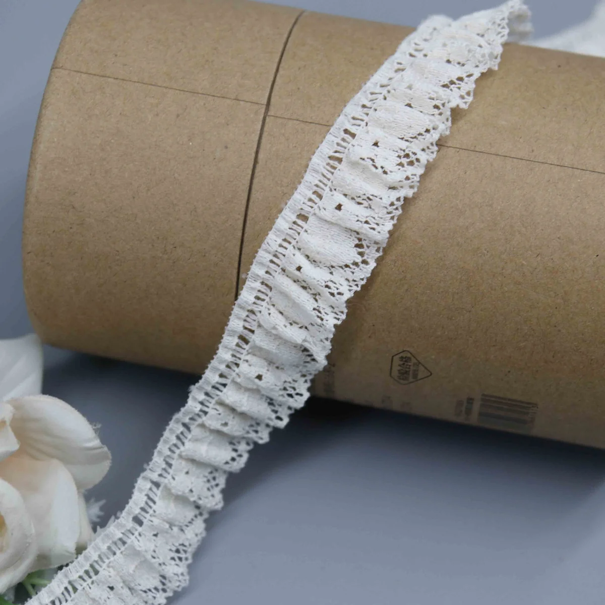 Factory Direct Ruffled Lace Trim for Children's Wear and Crafts