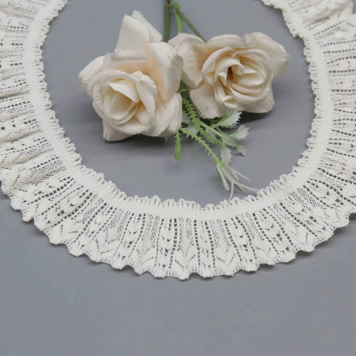 Factory Direct Ruffled Stretch Lace Trim for Garment Cuffs and Home Decor