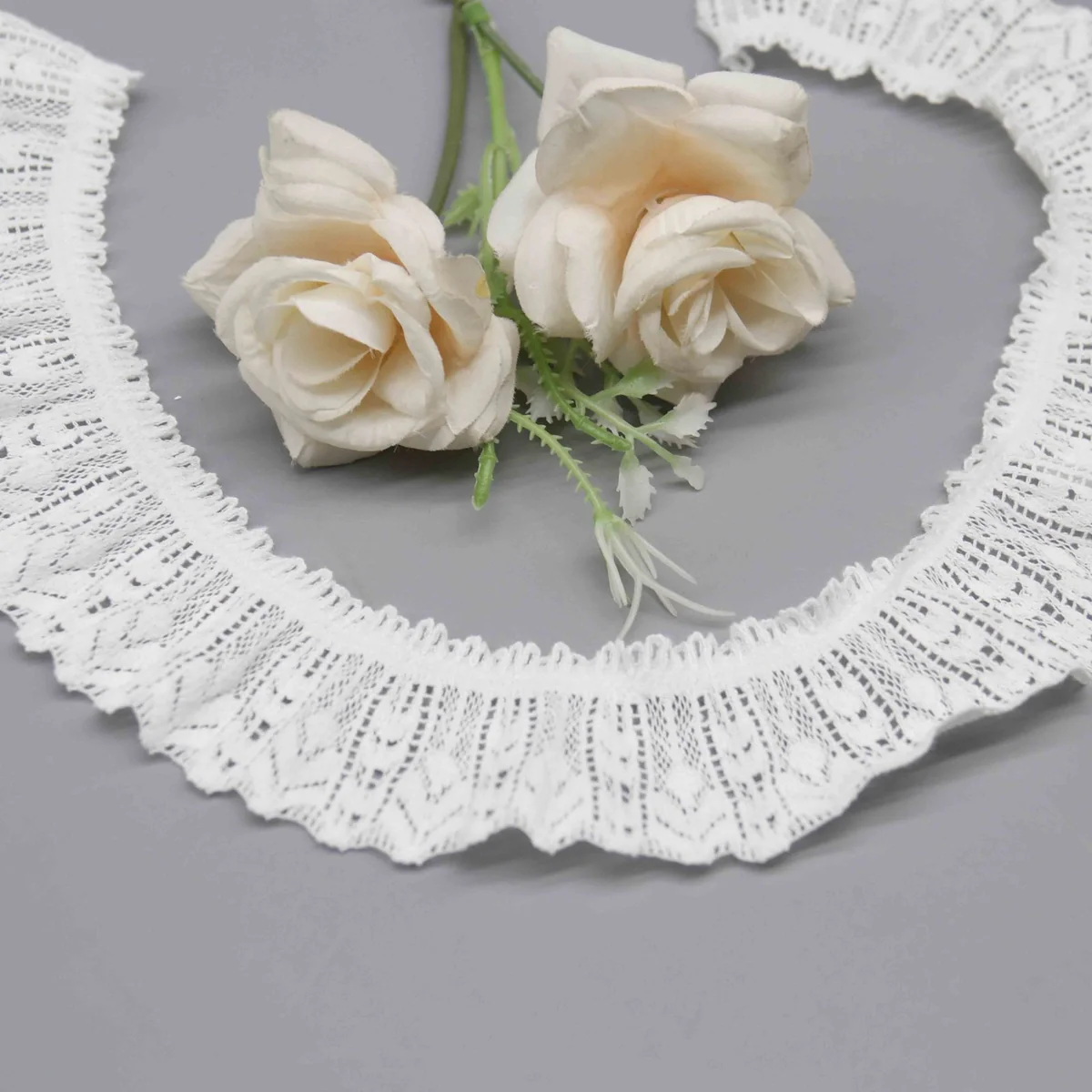 Factory Direct Ruffled Stretch Lace Trim for Garment Cuffs and Home Decor