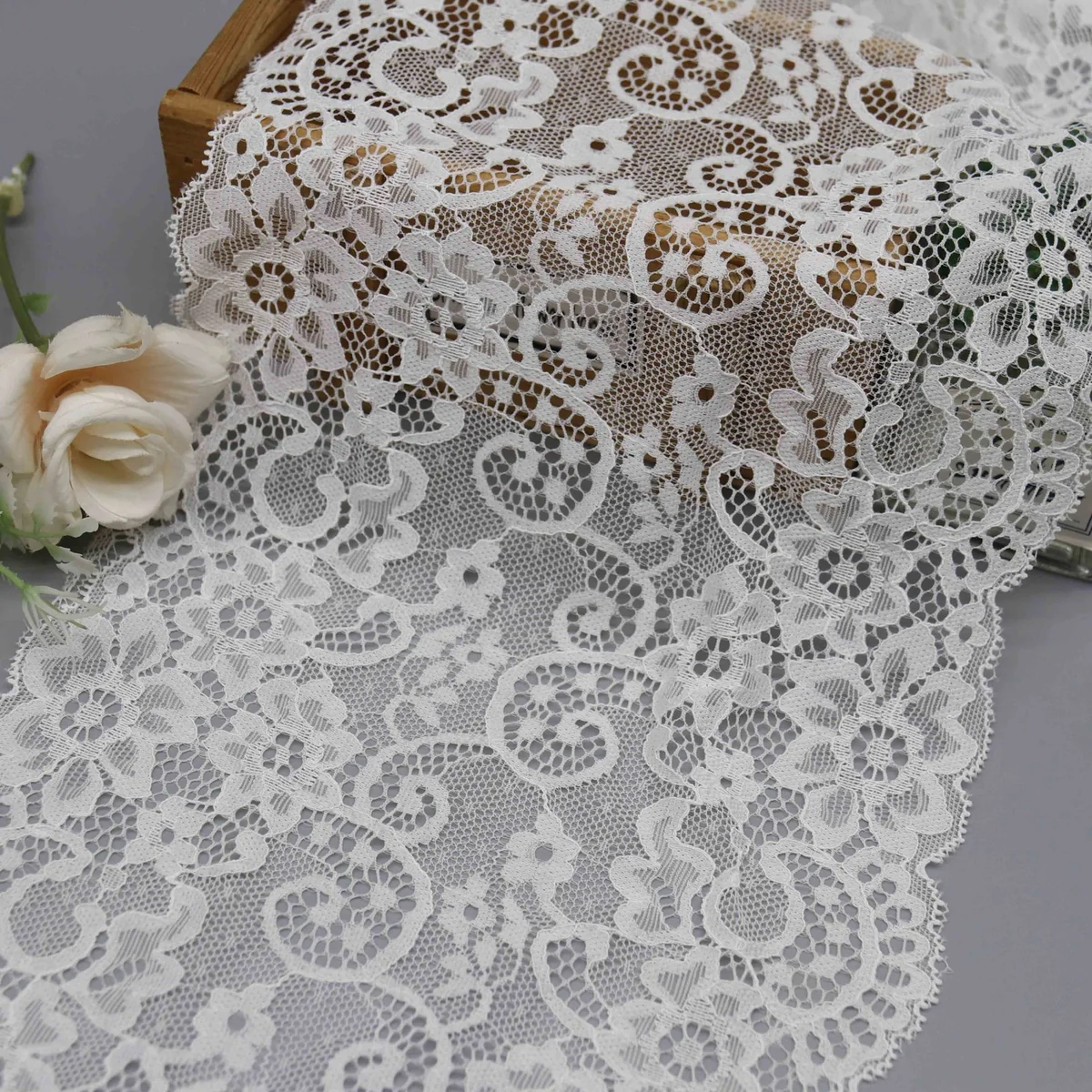 Factory Direct Wide Galloon Lace Trim for Lingerie and Apparel