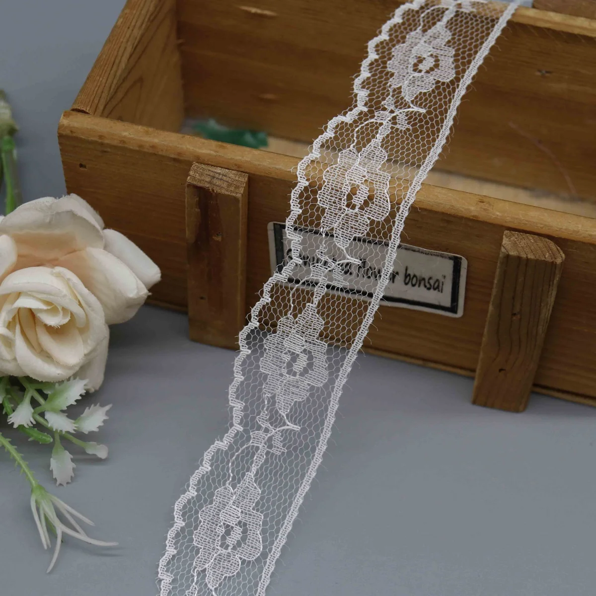 Floral Lace Trim for Blouse Neckline
