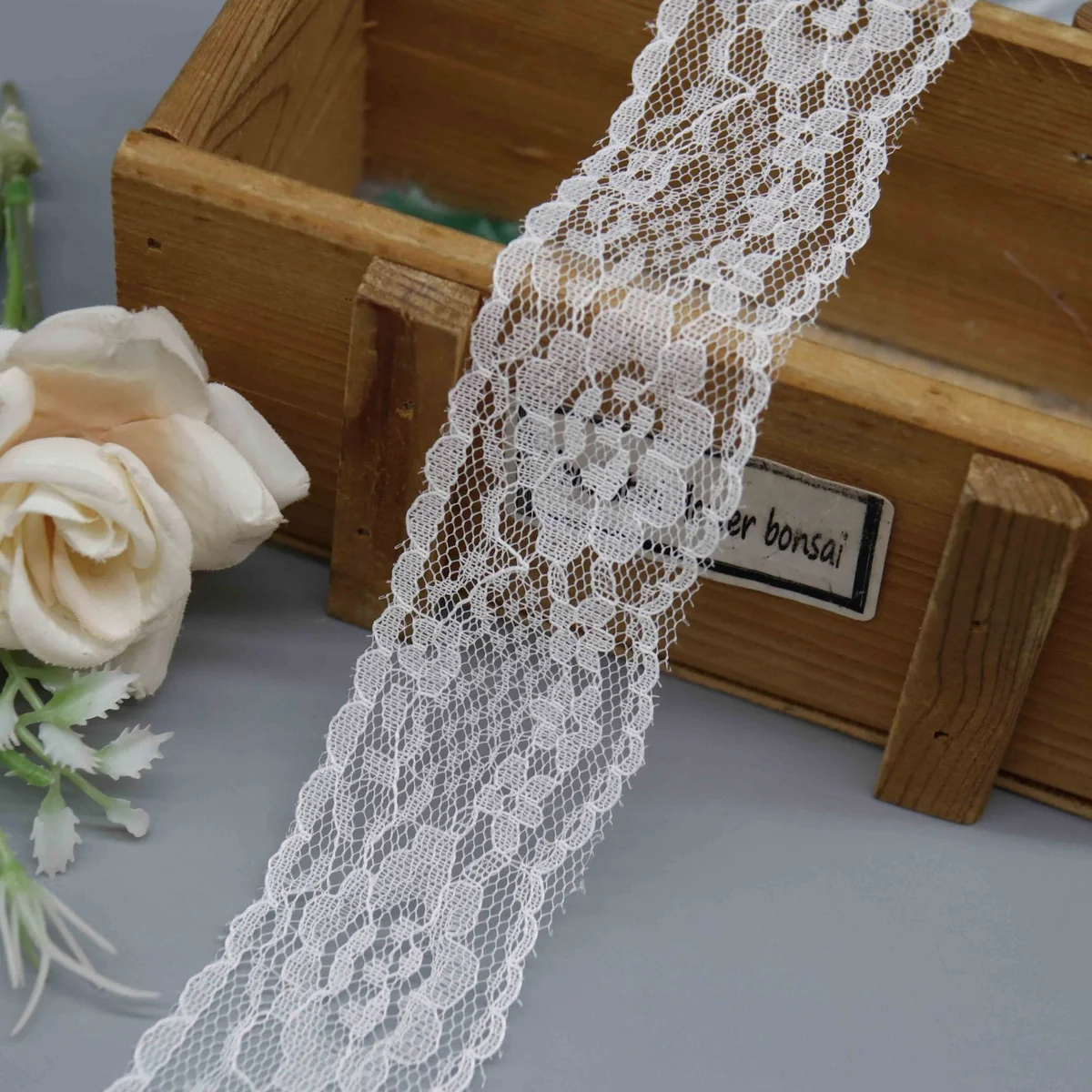 Floral Lace Trim for Blouse Neckline