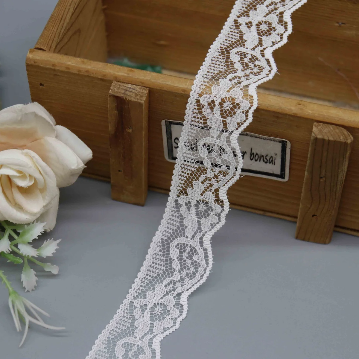 Floral Lace Trim for Blouse Neckline