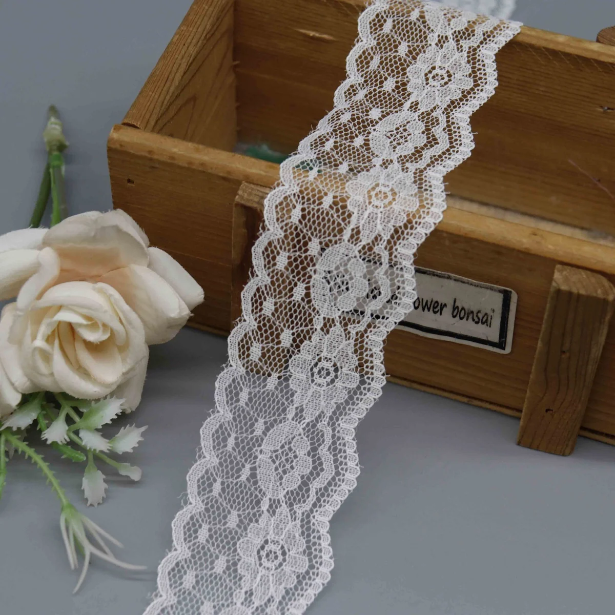 Floral Lace Trim for Blouse Neckline