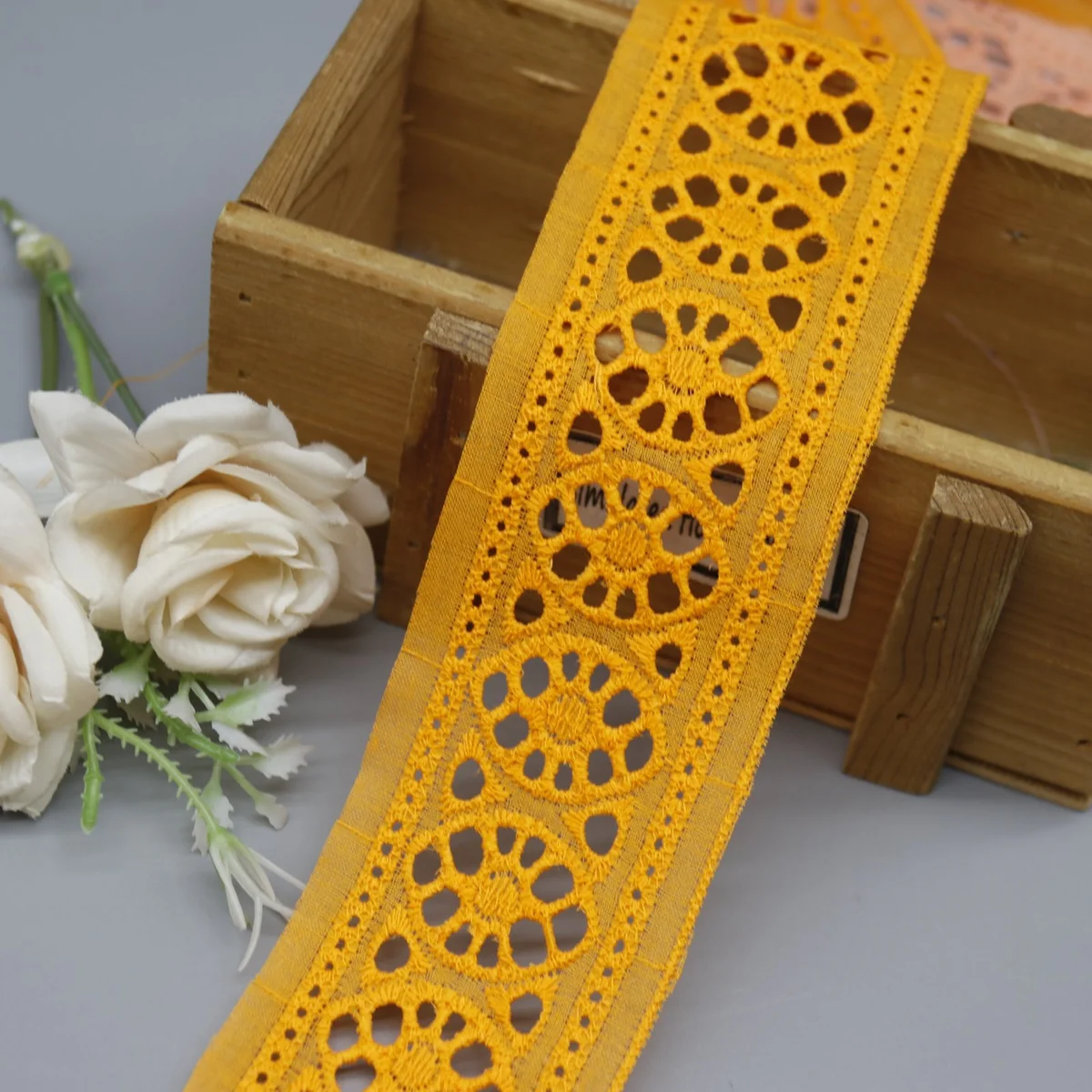 Geometric Medallions With Circular Petal-Shaped Eyelet Lace Trim for Garment Trim