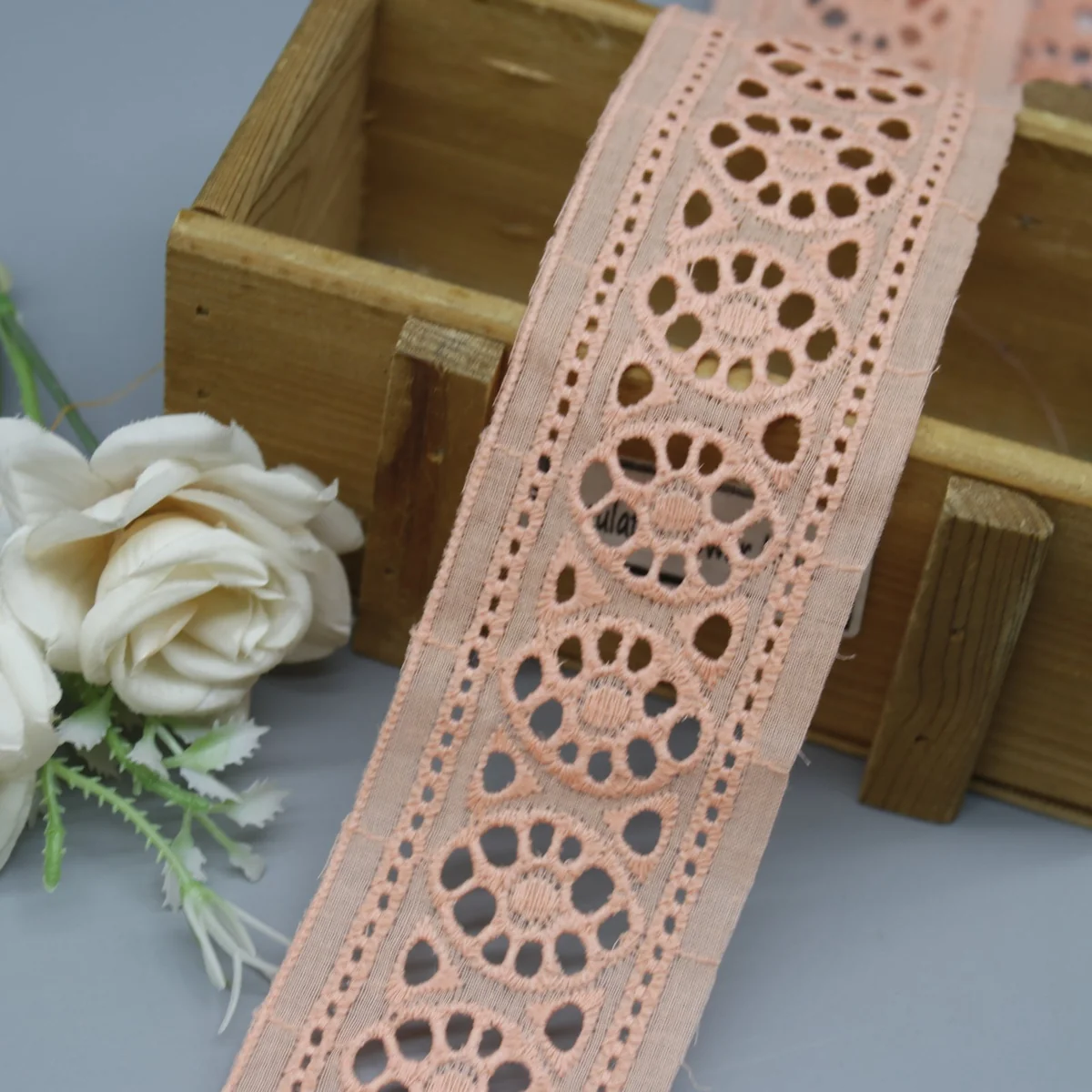 Geometric Medallions With Circular Petal-Shaped Eyelet Lace Trim for Garment Trim