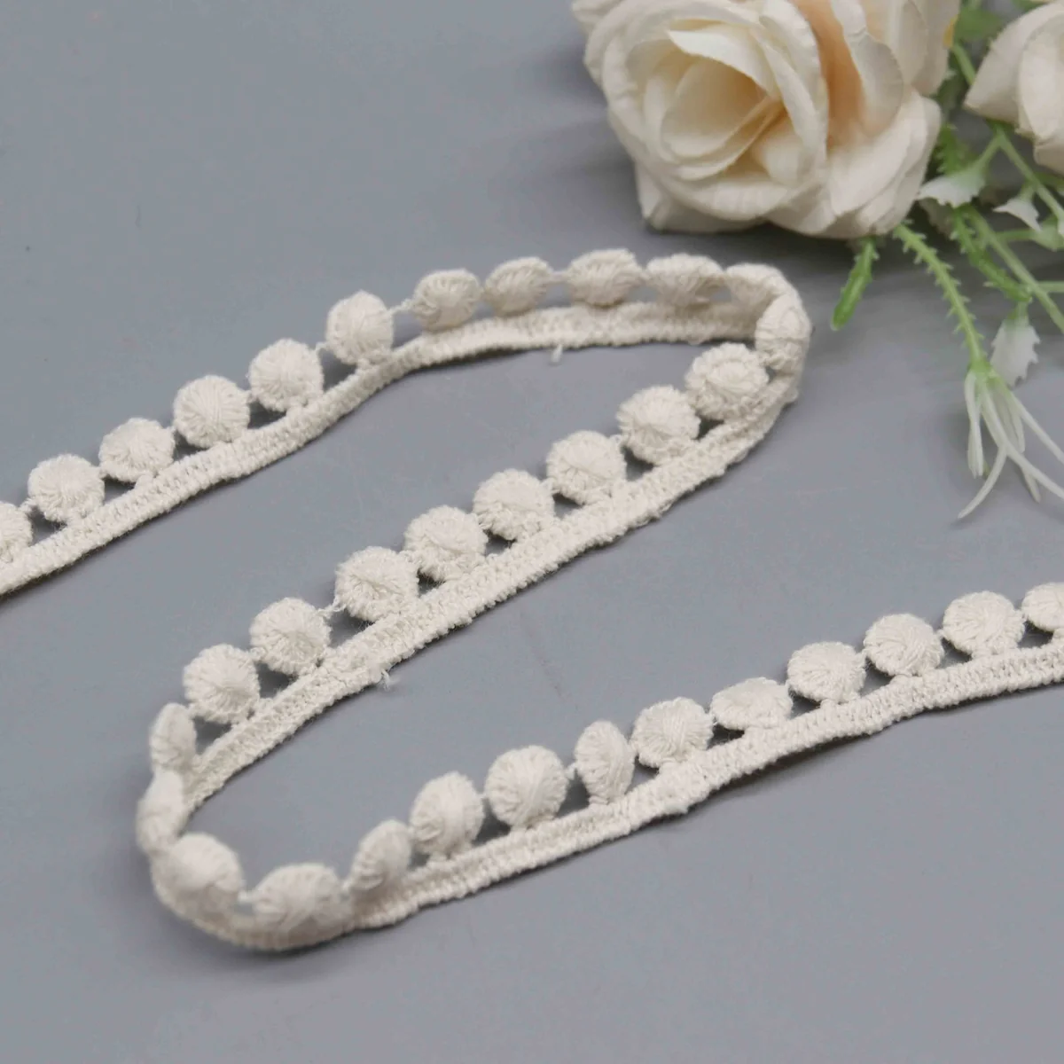 Geometric Pom-Pom Trim for Edging
