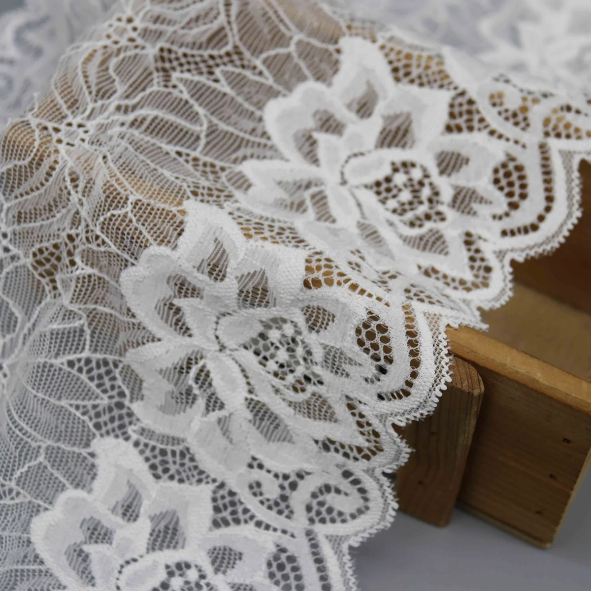 One Features Symmetrical Floral Wide Galloon Lace Trim for Lingerie