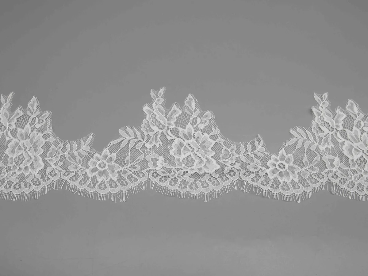 White Floral and Leaf Scalloped Lace Trim for Lingerie