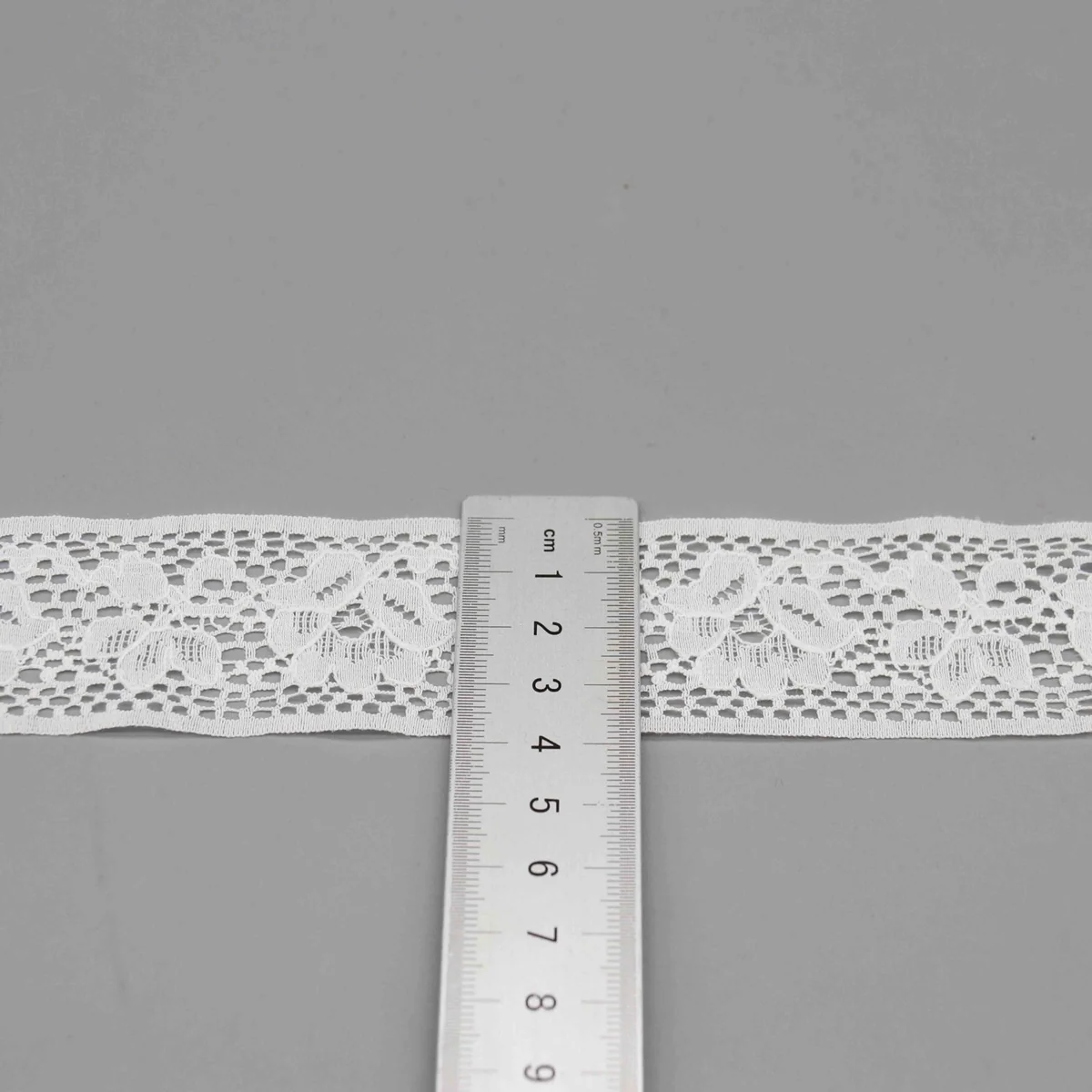 White Floral Lace Trim for Garment Embellishment