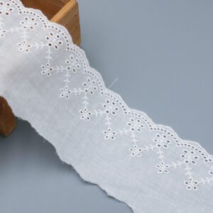 White Flower Embroidered Cotton Eyelet Lace Trim for Dress and Home Textiles