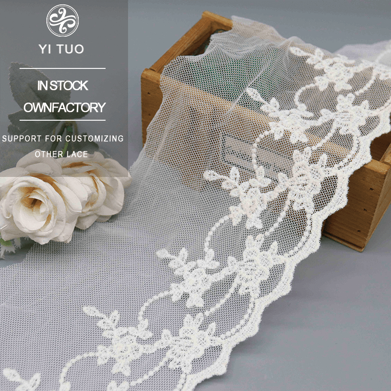 Best Selling 13.5cm Wide Floral Vine Embroidered Tulle Lace with Scalloped Edge