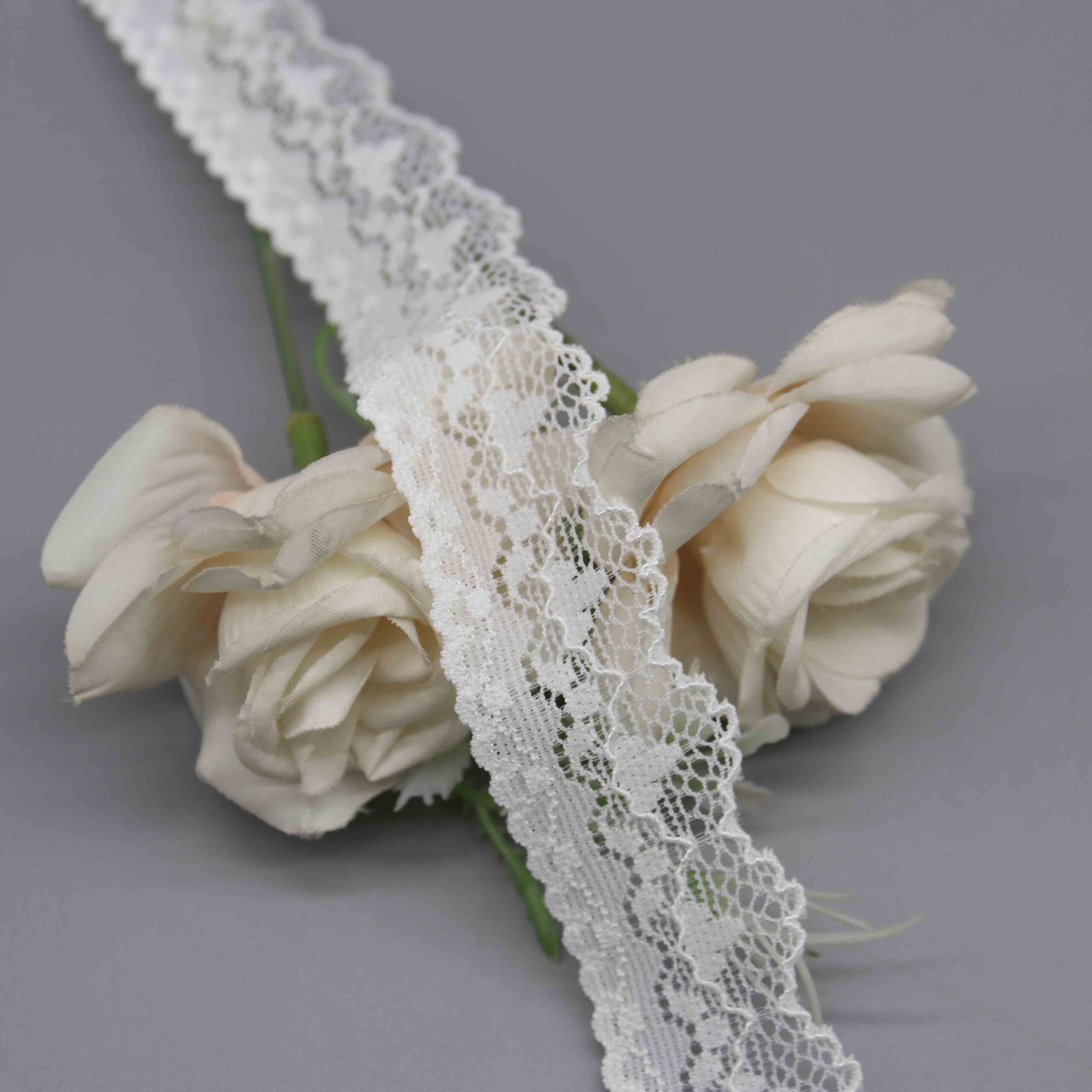 2.5cm Narrow Stretch Lace for Lingerie Straps and Decorative Accents - Image 2