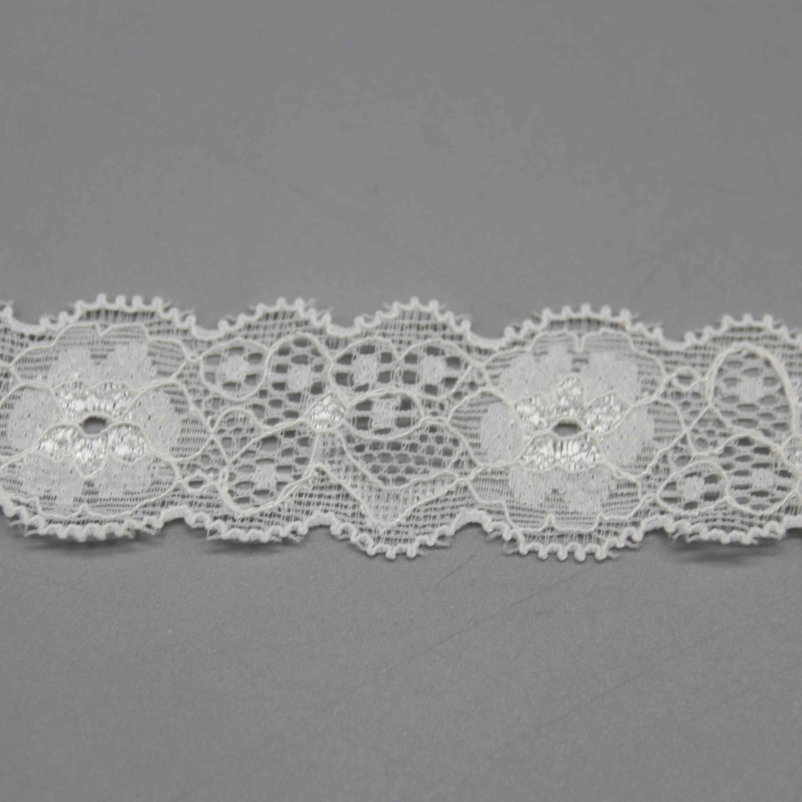 2.5cm Floral Stretch Lace Trim for Lingerie Bands and Accents - Image 4