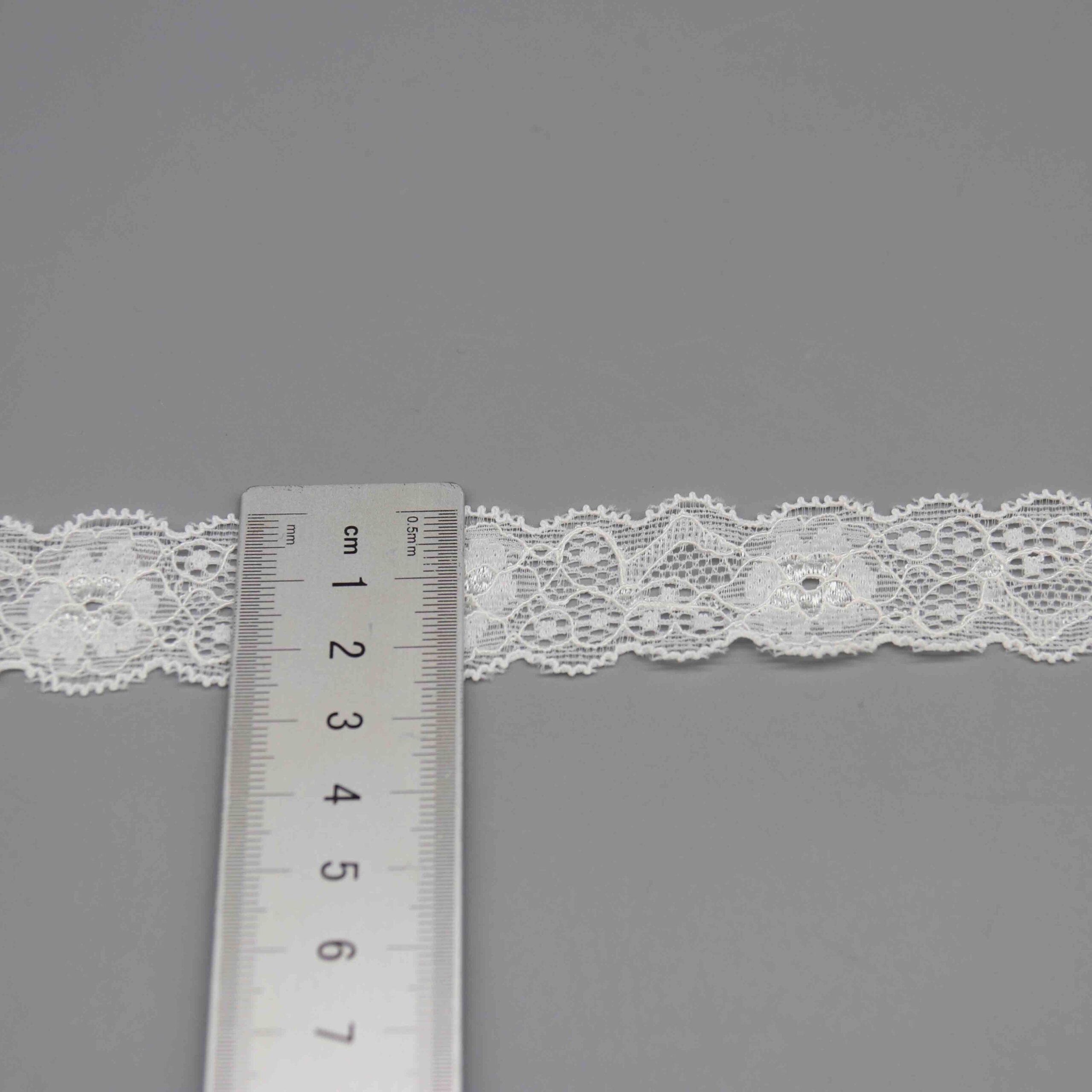 2.5cm Floral Stretch Lace Trim for Lingerie Bands and Accents - Image 5