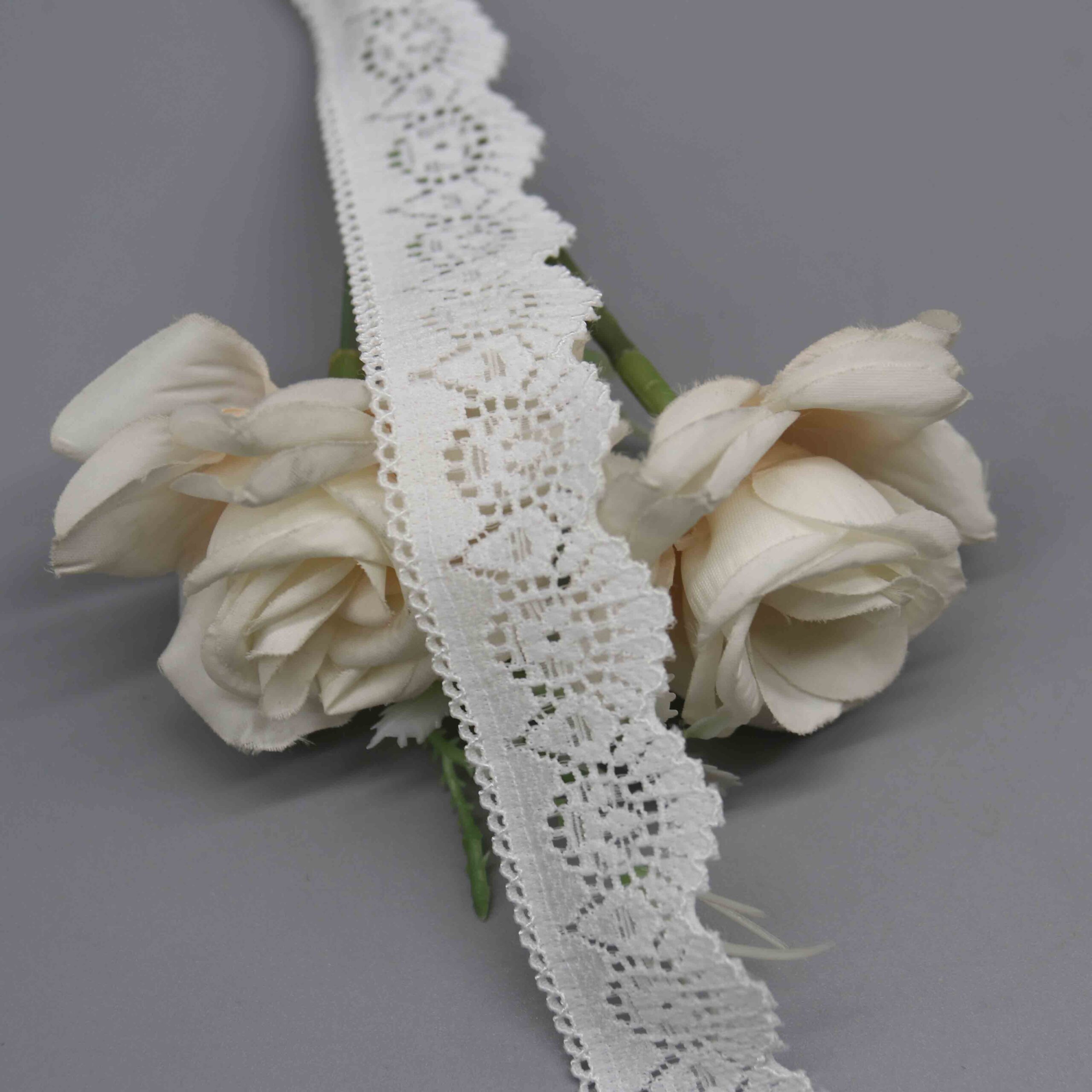 2.6cm Picot Edge Stretch Lace for Apparel Trimming and Necklines - Image 2
