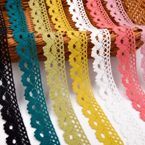 Soft crochet lace trim made from vintage cotton with eyelet ribbon design, high quality OEM lace for clothing embellishment.