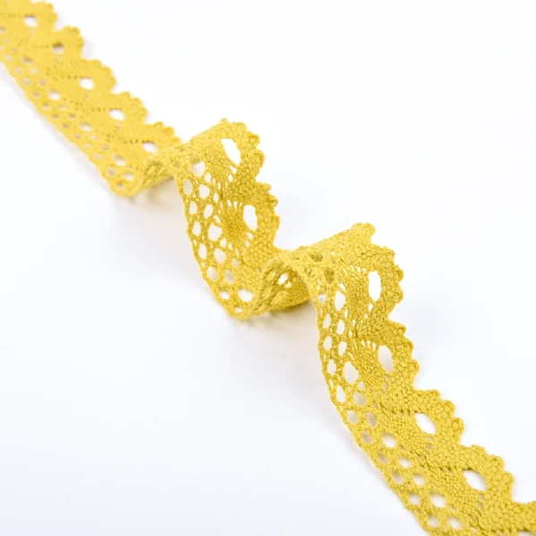 Soft crochet lace trim featuring vintage cotton and detailed eyelet ribbon, high quality OEM lace for textile applications.