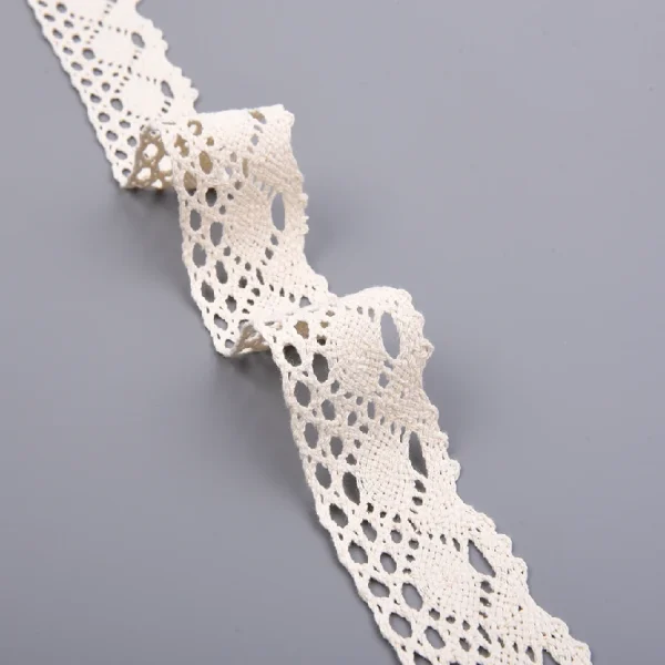Soft and breathable 100% cotton flower crochet lace trim, factory wholesale pricing with custom width options for apparel embellishment.