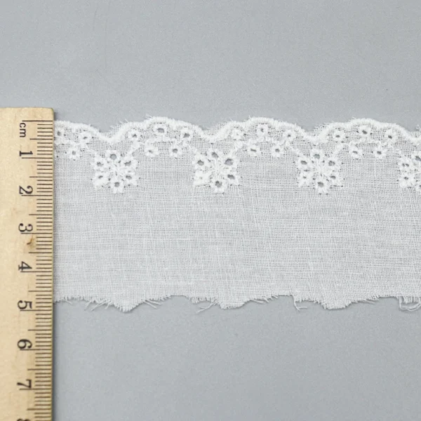 Wholesale cotton lace trim from factory with customizable designs, ideal for bulk order projects and rapid sample production for crafts.