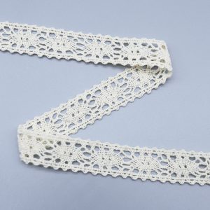 High-quality cotton thread lace trim with detailed embroidery, perfect for dressmaking, sewing projects, and home crafts.