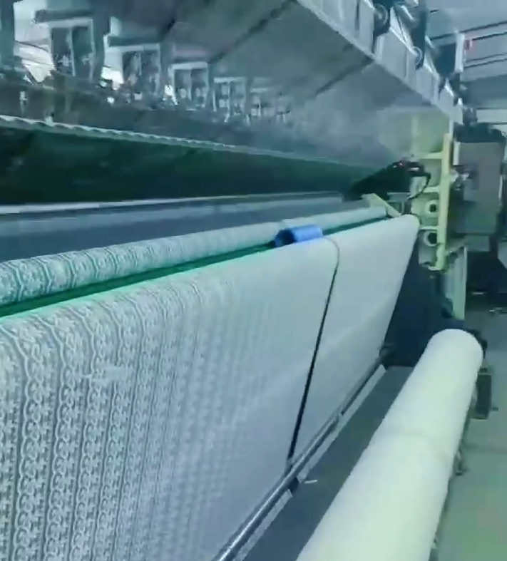 Modern lace factory using energy‑saving equipment and streamlined finishing/packing lines to deliver soft, ready‑to‑ship lace trims for global markets.